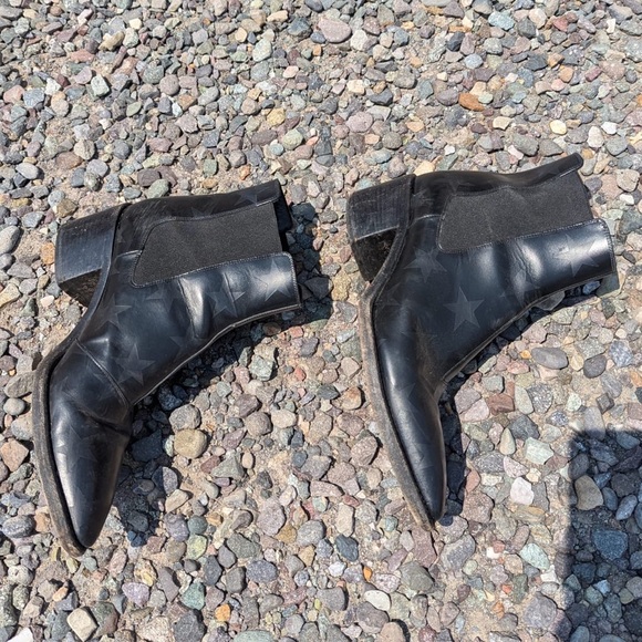 Valentino Star Chelsea Beatle Booties size 8 - Picture 3 of 5